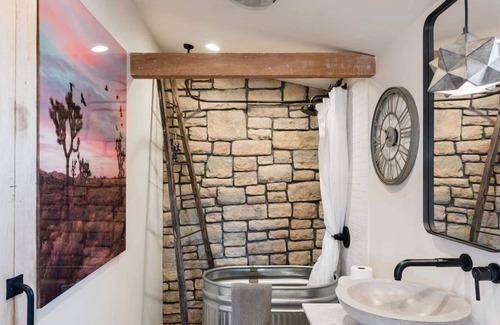 Pioneertown Casa | Red Tail Ranch, Pioneertown - Lovely Desert Views