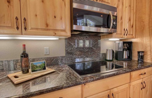 Mariposa Casa | Red Tail Retreat in Mariposa