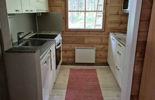 Hiukkajoki Casa | Red vacation home