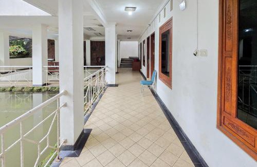 Cisarua Hotel | RedDoorz at Alam Hegar Cisarua Puncak
