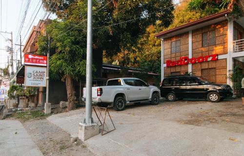 San Juan Hotel | RedDoorz @ Camp Saint John Hotel La Union