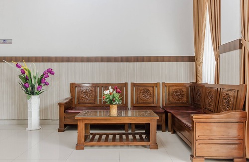 Banjarmasin Casa | RedDoorz near RSU Suaka Insan