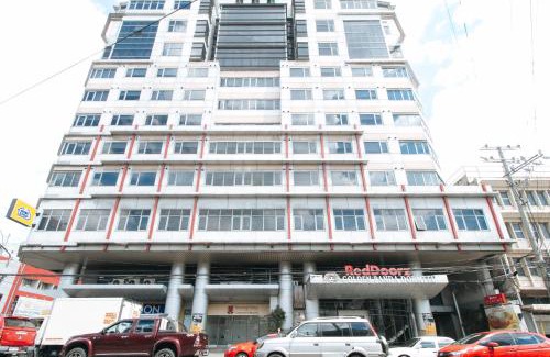 Tatalon Hotel | RedDoorz Plus @ E Rodriguez Corner Banawe