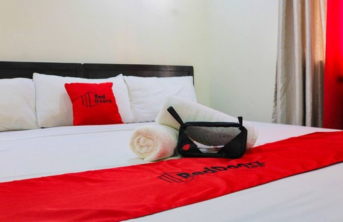 Cebu Casa | RedDoorz Plus @ Mabolo Cebu