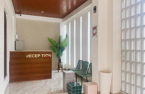Bandar Lampung Hotel | RedDoorz Syariah at Cikomi Kostel Enggal Lampung