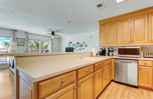 Fernandina Beach Casa | Redecorated Pet Friendly Home by RedAwning