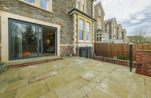 Cotham Apartamento | Redland Elegance | Spacious & Bright