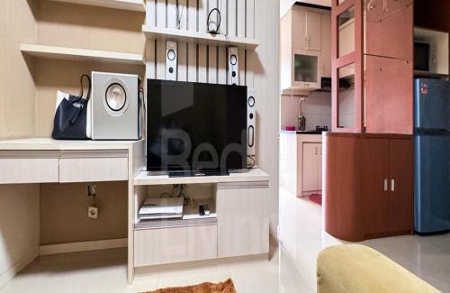 Depok Hotel | RedLiving Apartemen Cibubur Village - Nadjla Property
