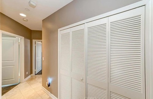 South Redondo Casa | Redondo Beach Suite, 2 BR 1st floor Surf Gym workspace