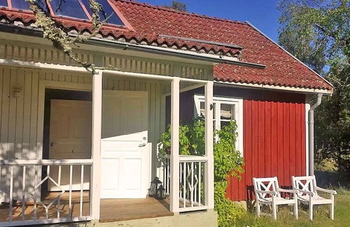 Gronskara Casa | Reduced in June and July, close to the lake, free Icelandic horseback ride