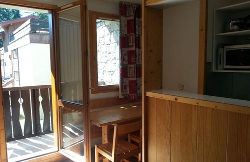 Courchevel Apartamento | TARIFA REDUCIDA: COURCHEVEL 1550: verano o invierno un apartamento para 4 personas