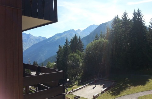 Courchevel Apartamento | TARIFA REDUCIDA: COURCHEVEL 1550: verano o invierno un apartamento para 4 personas