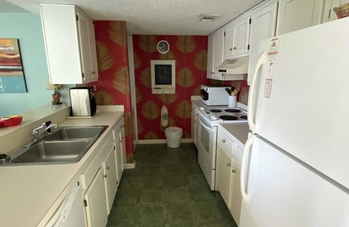 Litchfield by the Sea Condominio | Villa de 2 dormitorios / 2 baños con Wi-Fi y terraza - 4 minutos a pie del océano encantador