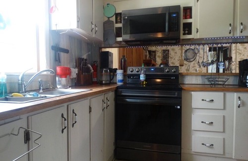 Port St. Joe Casa | Reduced rates! Gated house 3/2 close to everything! Pet friendly. Book now!