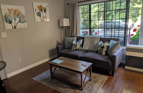 Crescent City Casa | Redwood Hideout Guest Quarters