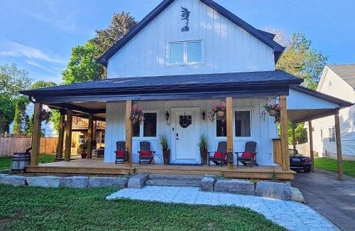 Historic Old Town Casa | Redwood Suite