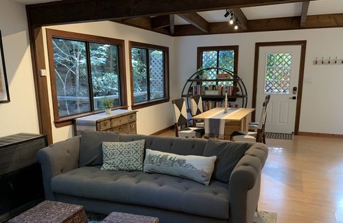 Lagunitas Cabaña | Redwood Cottage near Point Reyes + hiking 2br/1b