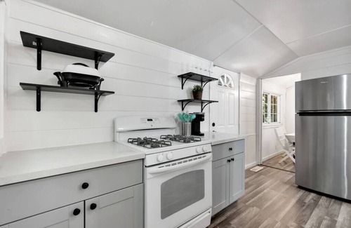 Brookdale Casa | Redwoods near Los Gatos and Santa Cruz beach