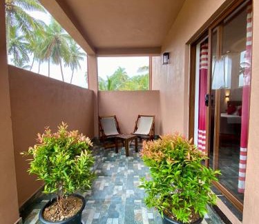 Pamunugama Hotel | Reef Bungalow Hotel