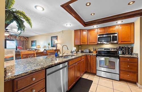 Indian Rocks Beach Condominio | PISO SUPERIOR DIRECTO VISTA FRENTE AL MAR DESDE EL CONDOMINIO INTERIOR, INCLUIDO MAESTRO BR - 5 ESTRELLAS