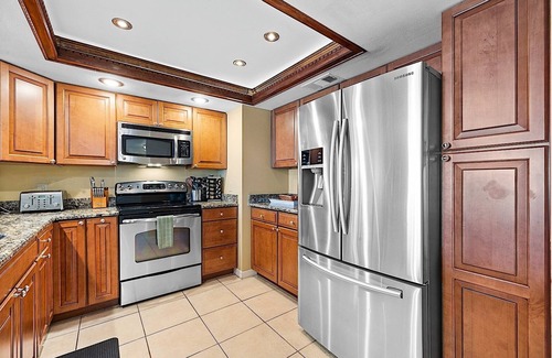 Indian Rocks Beach Condominio | PISO SUPERIOR DIRECTO VISTA FRENTE AL MAR DESDE EL CONDOMINIO INTERIOR, INCLUIDO MAESTRO BR - 5 ESTRELLAS