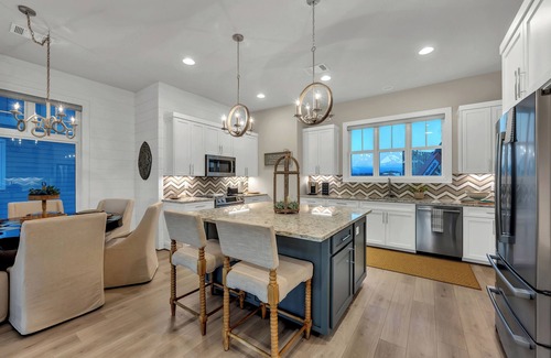 Kingsland Casa | Reel Oasis, family-friendly, pet friendly, pool, boat slip, golf and on lake LBJ