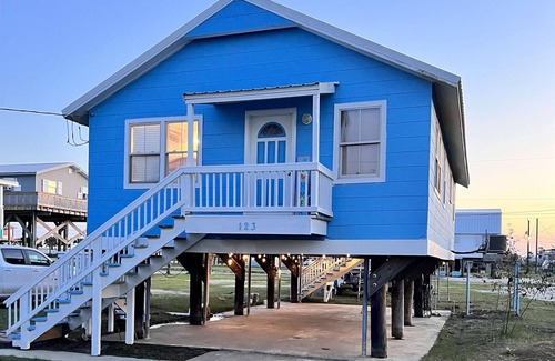 Grand Isle Casa | Reel Saints - Easy Beach Access - Island Realty