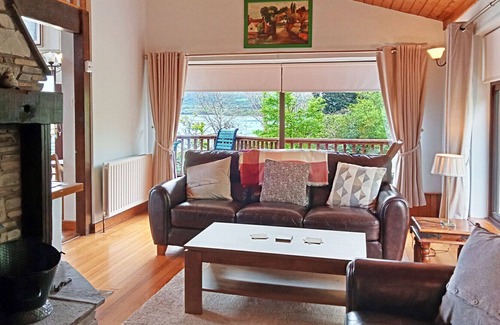 Ardgroom Otro | Reenavaude - Four Bedroom House, Sleeps 8