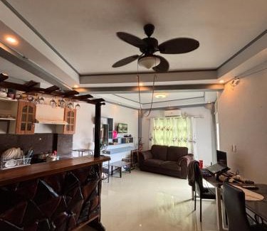 Baler Casa | Reese Place Baler