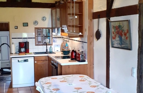 Klocksdorf Casa | Reetdachkate - Holiday home on Lake Röggelin