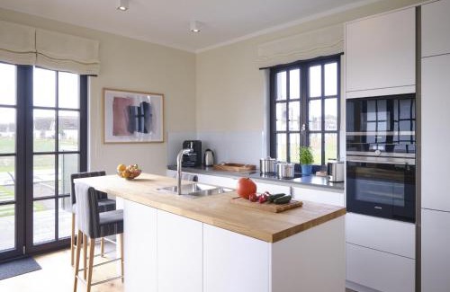 Dranske Casa | Reetland am Meer - LuxusPlus Reetdachvilla mit 4 Schlafzimmern und Kamin G08