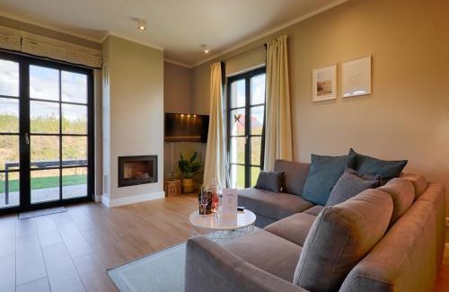 Dranske Casa | Reetland am Meer - Premium Reetdachvilla mit 3 Schlafzimmern, Sauna und Kamin F27
