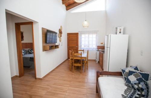 Estaleiro Casa | Refúgio a 800m da Praia-2 vagas, Pet OK & Churras