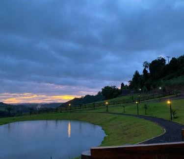 Ametista do Sul Chalet De Esquí | Refúgio Da Lua - Celeiro