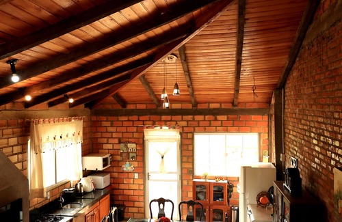 Ponte Alta Chalet De Esquí | Refúgio dos Sonhos e Encantos: Chalé em Monjolinho