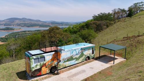 Joanopolis Casa | Refúgio estelar com vista para represa