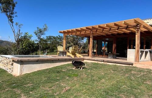 Delfinopolis Casa | Refúgio Morro Alto