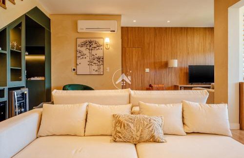 Vila Inglesa Apartamento | Refúgio nas Alturas: Cobertura de Luxo com 5 suítes e vista