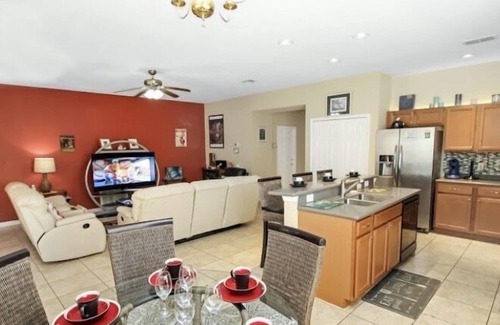 Bellavida Casa | Ref 01BV. Villa at Bella Vida with own pool. Near Disney