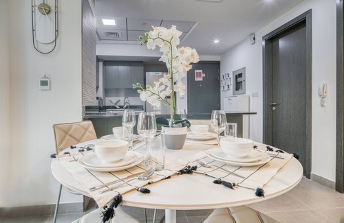 Al Barsha Apartamento | Refined 1BR at Bella Rose Al Barsha South by Deluxe Holiday Homes