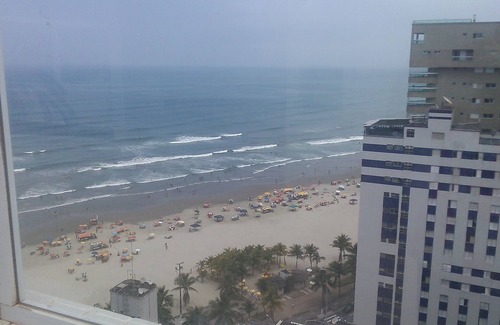 Vila Assuncao Apartamento | Refinamiento y comodidad - Vista al mar - Feria + wifi y Cable + Netflix!