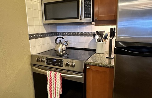 Olympic Valley Condominio | Refinished Palisades Condo!!! Stunning Views, Walk to lifts & ski school