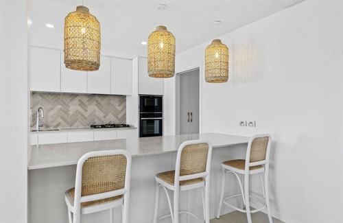 Tweed Heads Apartamento | Reflections 1903- Oceanfront Luxury-Relax in this fully renovated Sub Penthouse.