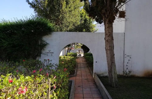 Sotogrande Condominio | CASAS REFORMADA Y MUY BIEN AMUEBLADA, LINDANDO CON EL CLUB DE GOLF DE VALDERRAMA