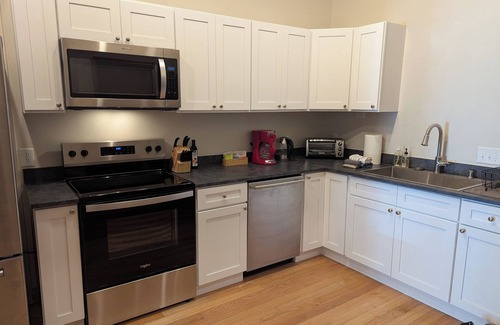 Downtown Apartamento | REFRESH: 3BR Apt | New Kitchen! | Downtown