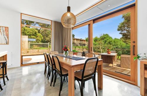 Point Lonsdale Casa | REFRESH at Lonnie