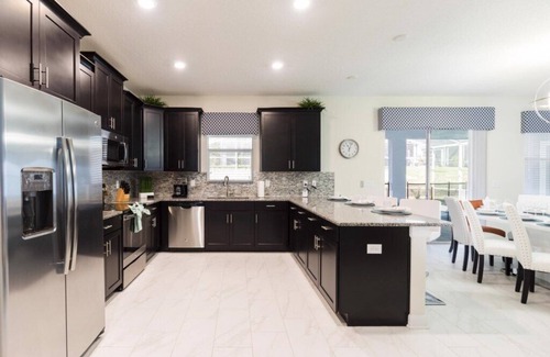 Davenport Condominio | Refreshing 6 Bed Pool Home with Game Room Pool/Spa