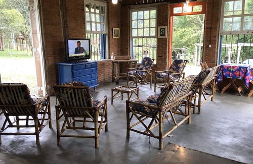 Embu-Guacu Casa | Refuge in the forest, trails, swimming pools, nature, estate, farm, meditation,
