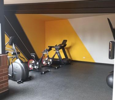 Zona 10 Apartamento | Refuge zone 10 3 bedrooms 2 bathrooms parking laundry