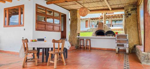 Villa de Leyva Chalet De Esquí | Refugio Alcazaba a las afueras de Villa de Leyva